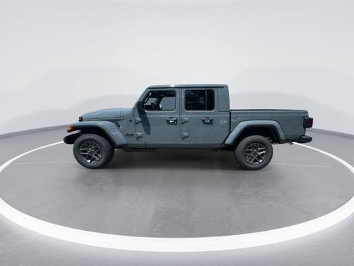 Anvil Clearcoat 2026 Jeep Gladiator Sport S