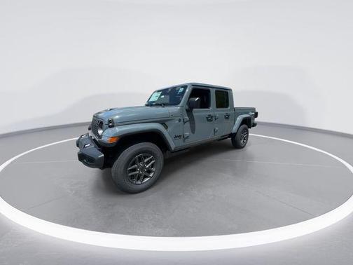 Anvil Clearcoat 2026 Jeep Gladiator Sport S
