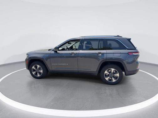 Baltic Gray Metallic Clearcoat 2024 Jeep Grand Cherokee 4xe Base