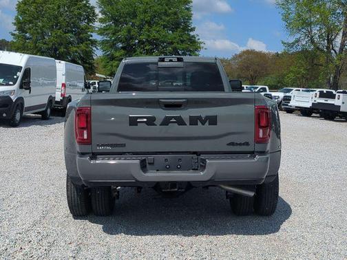 Ceramic Gray Clearcoat 2026 RAM 3500 Laramie Crew Cab 4x4 8' Box