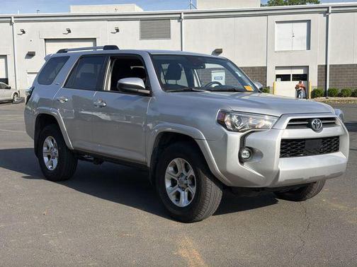 Classic Silver Metallic 2024 Toyota 4Runner SR5