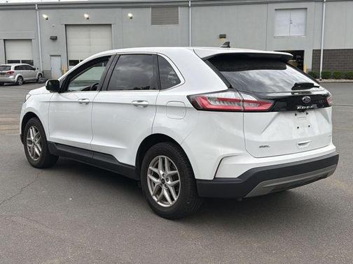 Oxford White 2024 Ford Edge SEL