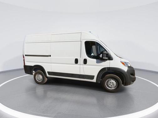 Bright White Clearcoat 2026 RAM ProMaster 2500 Tradesman