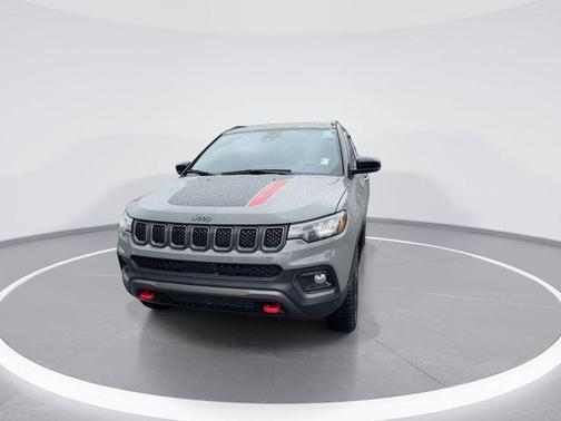 Sting-Gray Clearcoat 2023 Jeep Compass Trailhawk