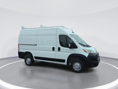 Bright White Clearcoat 2026 RAM ProMaster 2500 Tradesman