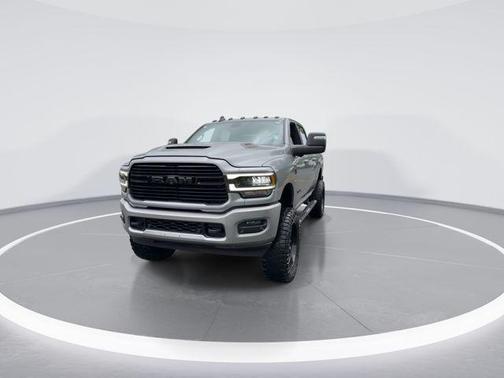 Billet Silver Metallic Clearcoat 2024 RAM 2500 Laramie Crew Cab 4x4 6'4' Box