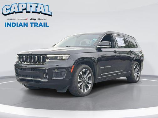 Diamond Black Crystal Pearlcoat 2021 Jeep Grand Cherokee L Overland