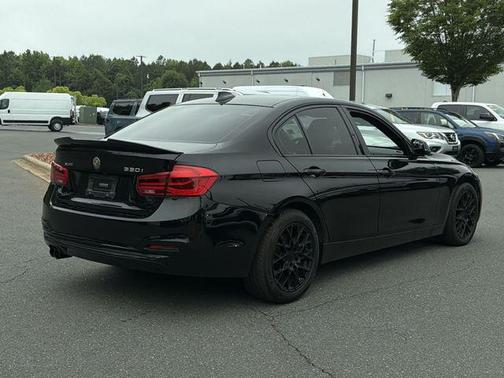 Jet Black 2018 BMW 330 xDrive