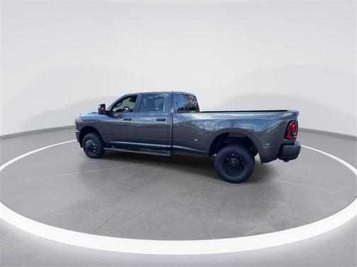 2026 RAM 3500 Big Horn Crew Cab 4x4 8' Box