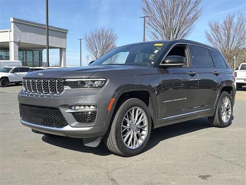 2025 Jeep Grand Cherokee Summit