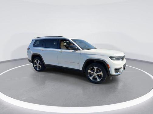 Bright White Clearcoat 2023 Jeep Grand Cherokee L Limited