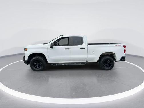 Summit White 2019 Chevrolet Silverado 1500 Custom Trail Boss