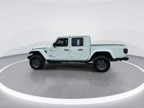 Bright White Clearcoat 2026 Jeep Gladiator Mojave 4x4