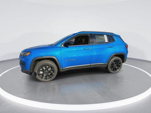 Hydro Blue Pearlcoat 2026 Jeep Compass Latitude