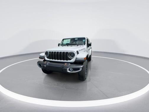 Bright White Clearcoat 2026 Jeep Gladiator 85th Anniversary Edition