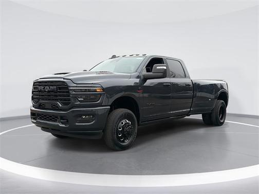 2026 RAM 3500 Laramie Crew Cab 4x4 8' Box