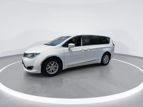 Bright White Clearcoat 2020 Chrysler Pacifica Touring