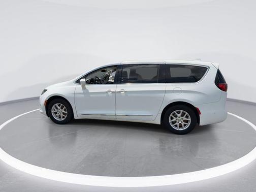 Bright White Clearcoat 2020 Chrysler Pacifica Touring