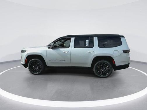Silver Zynith 2026 Jeep Grand Wagoneer Summit Obsidian 4x4