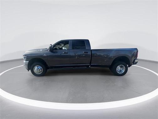 2026 RAM 3500 Tradesman Crew Cab 4x4 8' Box