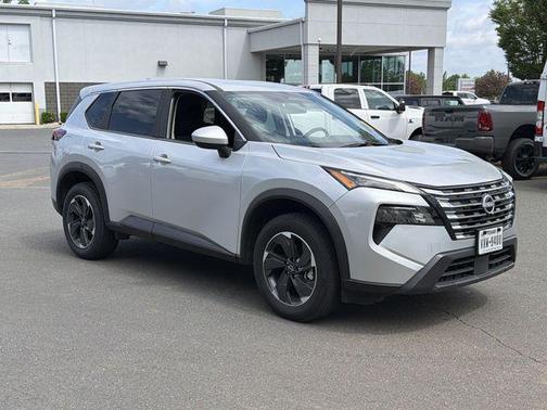 Brilliant Silver Metallic 2025 Nissan Rogue SV