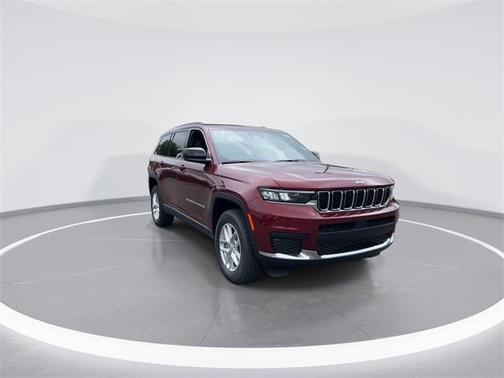 2025 Jeep Grand Cherokee L Laredo