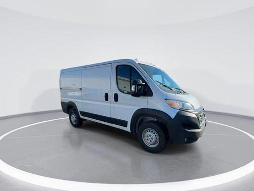 Bright White Clearcoat 2026 RAM ProMaster 2500 Tradesman