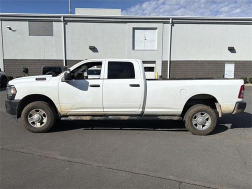 2023 RAM 2500 Tradesman Crew Cab 4x4 8' Box