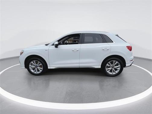 2023 Audi Q3 Premium 45 TFSI S line quattro Tiptronic