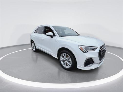 2023 Audi Q3 Premium 45 TFSI S line quattro Tiptronic