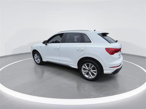 2023 Audi Q3 Premium 45 TFSI S line quattro Tiptronic