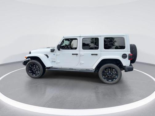 Bright White Clearcoat 2023 Jeep Wrangler 4xe Sahara
