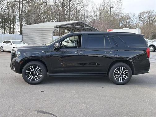 2023 GMC Yukon 4WD AT4