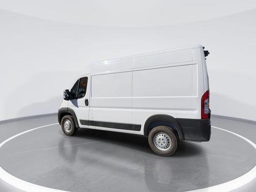 Bright White Clearcoat 2026 RAM ProMaster 2500 Tradesman