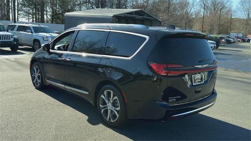 2026 Chrysler Pacifica L