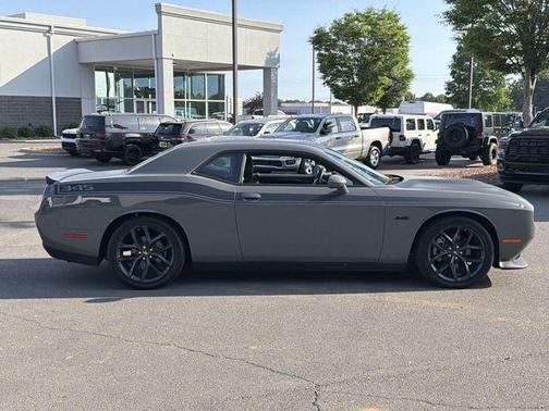 Destroyer Gray Clearcoat 2023 Dodge Challenger R/T