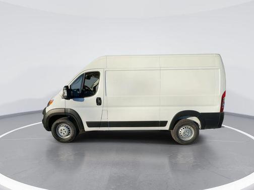 Bright White Clearcoat 2026 RAM ProMaster 2500 Tradesman