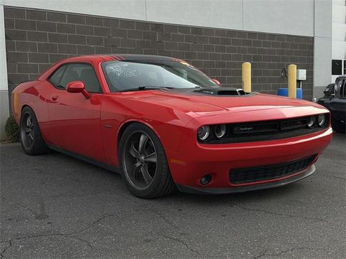 2016 Dodge Challenger R/T