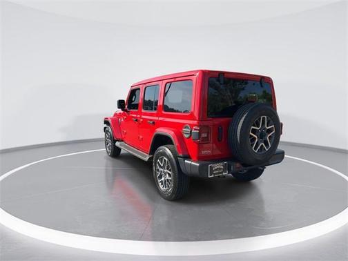 2025 Jeep Wrangler 4-Door Sahara 4x4
