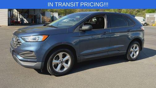 Blue Metallic 2019 Ford Edge SE