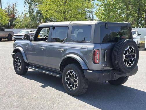 Carbonized Gray Metallic 2024 Ford Bronco Outer Banks