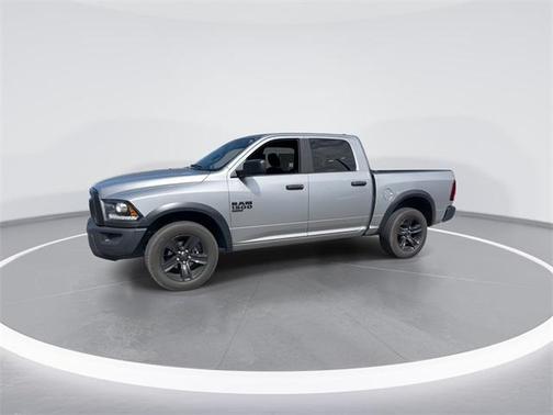 2024 RAM 1500 Classic Warlock Crew Cab 4x4 5'7' Box