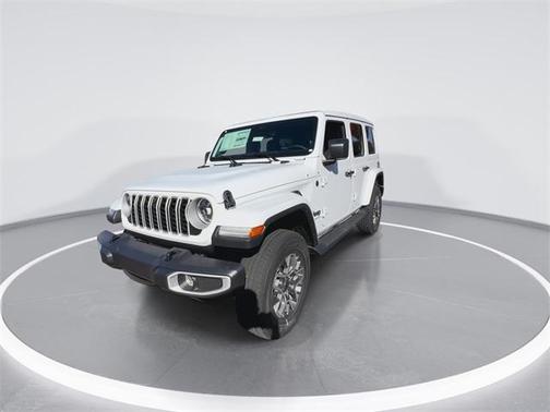 2026 Jeep Wrangler 4-Door Sahara 4x4
