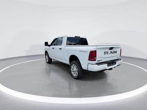 Bright White Clearcoat 2026 RAM 2500 Big Horn Crew Cab 4x4 6'4' Box