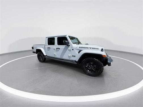 2025 Jeep Gladiator High Tide