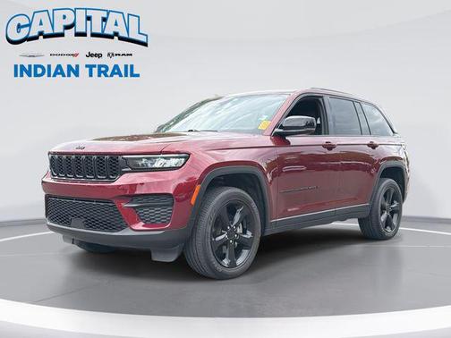 Velvet Red Pearlcoat 2023 Jeep Grand Cherokee Altitude