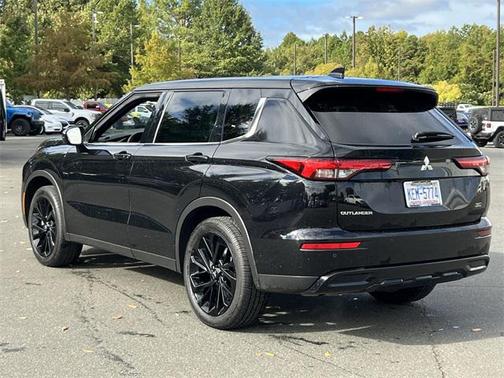 2023 Mitsubishi Outlander SEL Black Edition 2WD