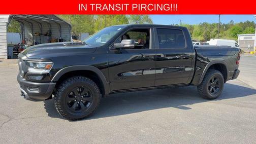 Diamond Black Crystal Pearlcoat 2020 RAM 1500 Rebel
