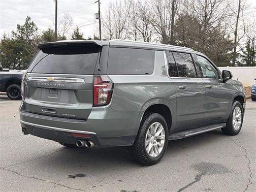 2023 Chevrolet Suburban Premier