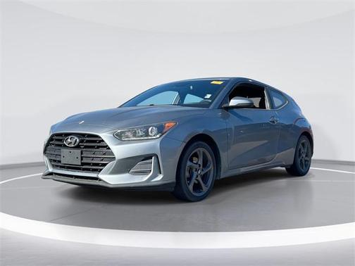 2019 Hyundai Veloster 2